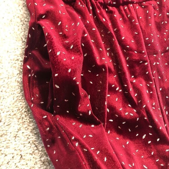 NWT SPEECHLESS Wine Red Sparkly Spaghetti Strap Jumpsuit Size Medium - Picture 10 of 14